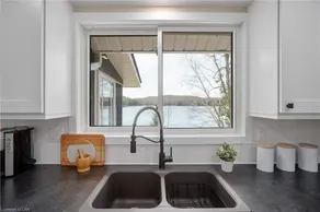 Muskoka-Lake House Escape - Image 3