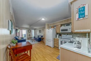 2 bd/2 ba condo just steps from the beach! - Image 2