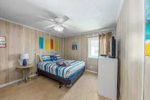 2 bd/2 ba condo just steps from the beach! - Image 4