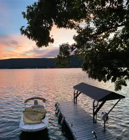 2 Bed/2 Bath Lakefront Oasis! - Image 3
