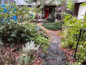 Garden Cottage in Phinney-Ballard - Image 3