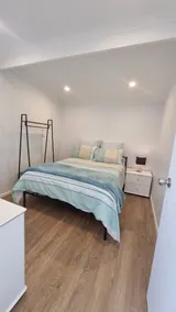 Modern 1 bedroom studio free parking close to CBD - Image 3