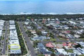 Stylish, Beachside 4 b/r Dream Home - 8 guests ZD7 - Image 3