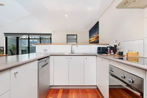 Sunset on Fearn, lovely 2 bdrm *spa bath apartment - Image 5