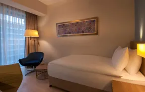3 Bedroom Apartment with Balcony - Image 2
