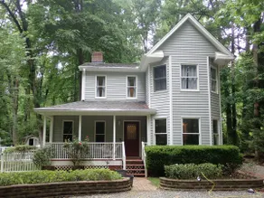 The Charming Retreat at At Cascade on the creek - Image 4