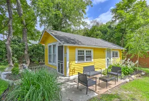 Buttercup Cottage near downtown - Image 4