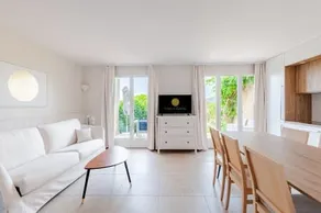 Very beautiful bastide with 3 bedrooms in Pont Royal - Image 2