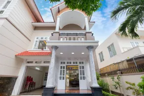 Chau Gia Villa Vung Tau Large Yard with Car Parking - Image 2