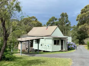 Picturesque Corroboree Cottage on Eco Retreat - Image 3