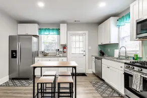 Norfolk 5BR Home Near Willoughby Beach • Sleeps 10 - Image 2