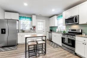 Norfolk 5BR Home Near Willoughby Beach • Sleeps 10 - Image 2
