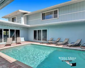 Designer 6BR GameRM Pool Jacuzzi 10 Min To Beach - Image 5