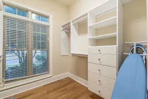 Luxurious Atlanta Midtown 4b/5b All STE w/ Garage! - Image 4