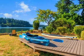The Landing at Oyster Bay - Waterfront Home - Image 4
