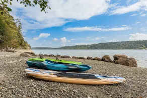 The BayView Rendezvous - w/ Beach Access & Kayaks - Image 3