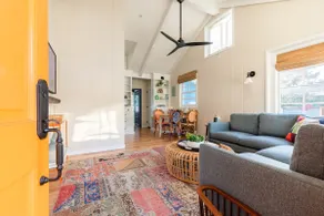 Inn Through the Orange Door - Laguna Village cottage - Image 2