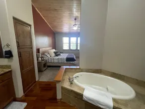 Modern Torreon Retreat - Image 4