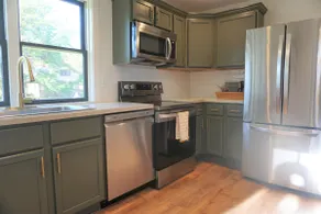 Cheerful 3 bedroom home in a quiet small town - Image 3