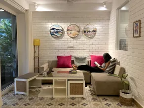 Classy 1bhk with pool | 10 mins from the beach - Image 2