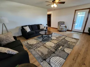 Nice townhouse, GREAT PRICE! perfect for up to 14! - Image 3