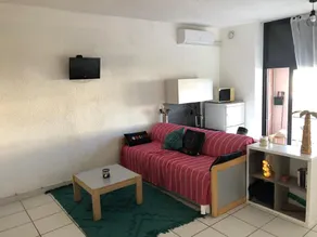 2026 - large studio with swimming pool and beach 50 m away - Image 4