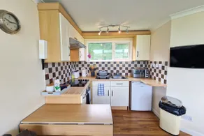 169 Broadside Holiday Chalet near Broads & Beaches - Image 4