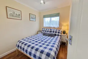 169 Broadside Holiday Chalet near Broads & Beaches - Image 3