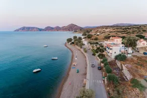 Balcony in the Aegean - Image 4