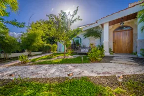 Fam Paradise Bliss w/ Prvt Pool/HT Beach/Playroom! - Image 5