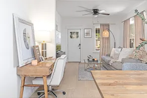 Cozy Historic Home-1 Block to Cherry St-Quiet Area - Image 3