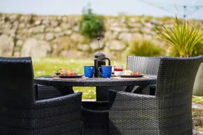 Beautiful Rural Escape Close to St Ives in Trowan - Image 4