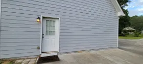 Downtown Senoia Lovely 2 Bdroom Carriage House Apt - Image 4