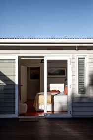 Driftwood Rest Binalong Bay Sleeps 4 - Image 4