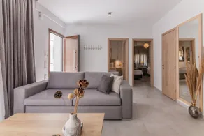 Estia Apartment - Image 2