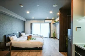 Enjoy a comfortable stay in a spacious room. Conveniently located 1 minute on foot from Omicho Market. Vacation Rent Kanazawa K-03 - Image 5