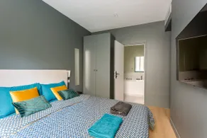 Relais Cocorico 2 bedrooms 2 bathrooms, spa bath, air-conditioning, living room - Image 3