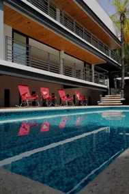 Rent an exclusive villa with a pool - Image 4