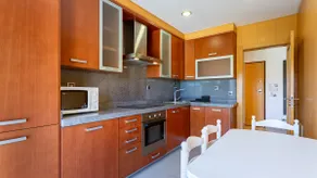 Lovely 2 bedroom apartment with air con and excellent communal pool & bar - Image 3