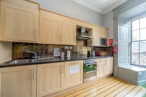 Royal Mile, Edinburgh - 2 Bedroom Apartment - Image 2
