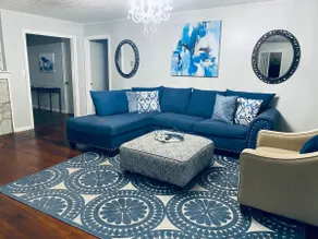 A Point of Blue 🔵 Hottub/ Pool table/10 min all OKC - Image 4