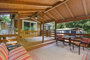 The Gala Getaway @ Backyard Apple Cottages - Image 3