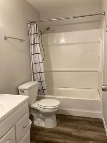 3 Bed, 2 Bath Apartment in UMED-Sleeps 6-10 w/ AC - Image 4