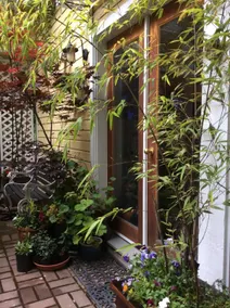 Charming Idyllic Hideaway Ideal Location - Image 4