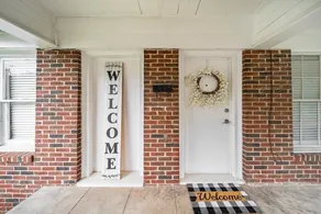 Charming, Historic Home Minutes from Magnolia - Image 3