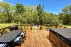 Hot Tub, Firepit, Mtn Views, Walk to Coffee & Park - Image 2