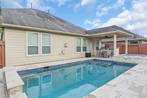 Lavender Wonder - 6 Bdrm, 3.5 bath with pool & spa - Image 2
