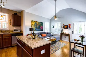 Feels Like Home - Close to Downtown! - Image 2