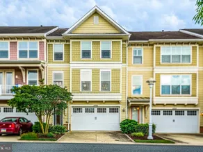 Cheerful 3-Bedroom Townhouse Steps from the Resort - Image 2