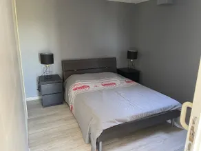 2-bedroom apartment in villa - Image 4